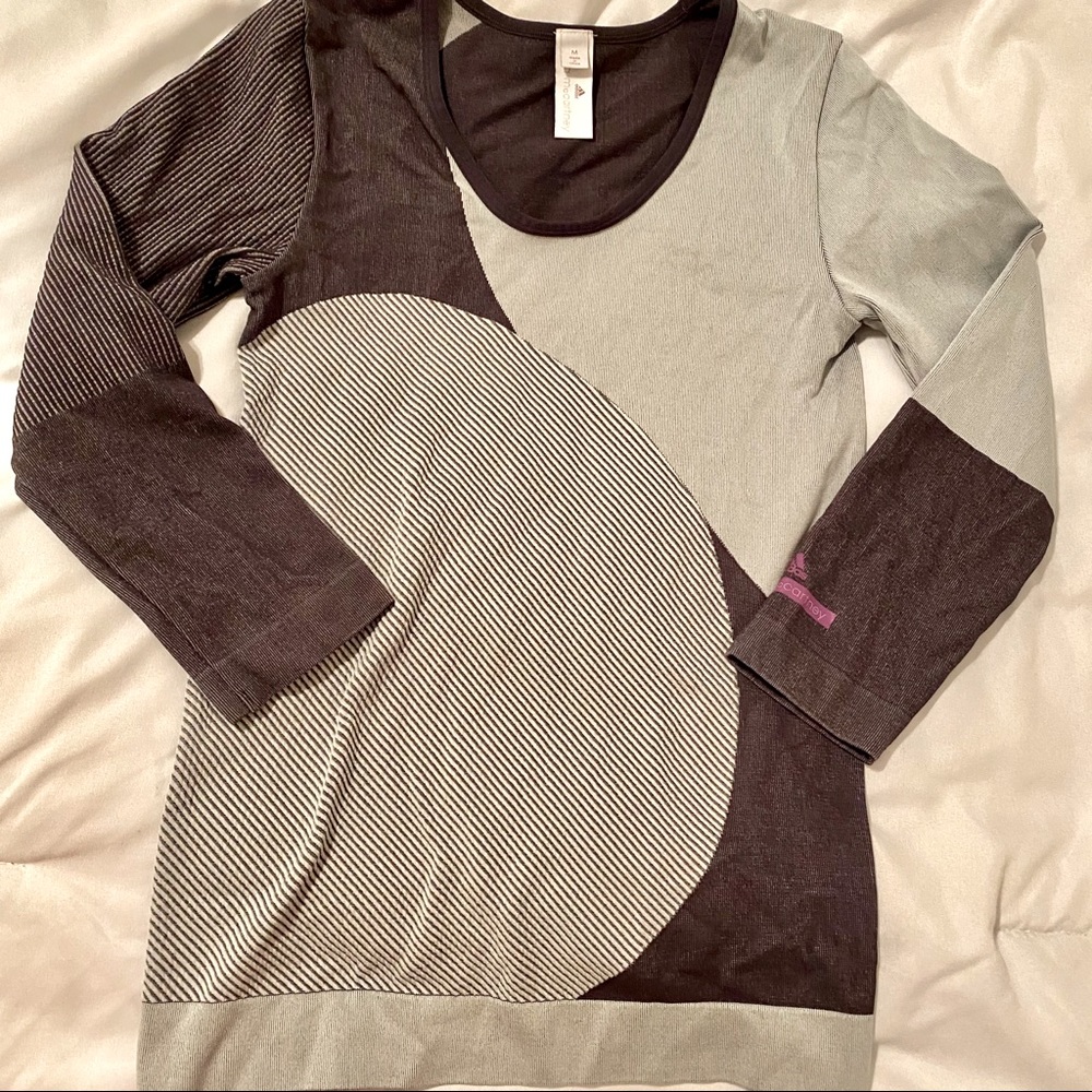 Stretchy active wear top